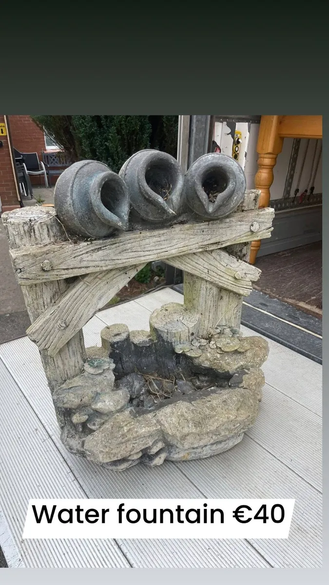 Garden fountains €40
