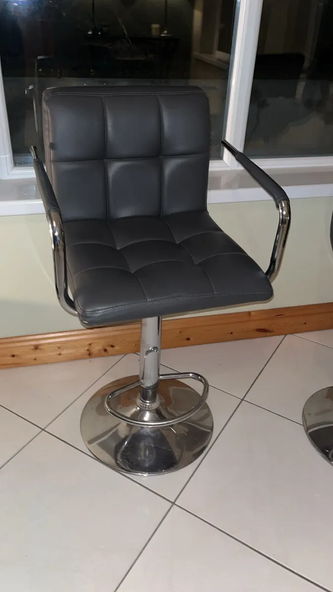 3 Grey leather Island Stools - Image 2