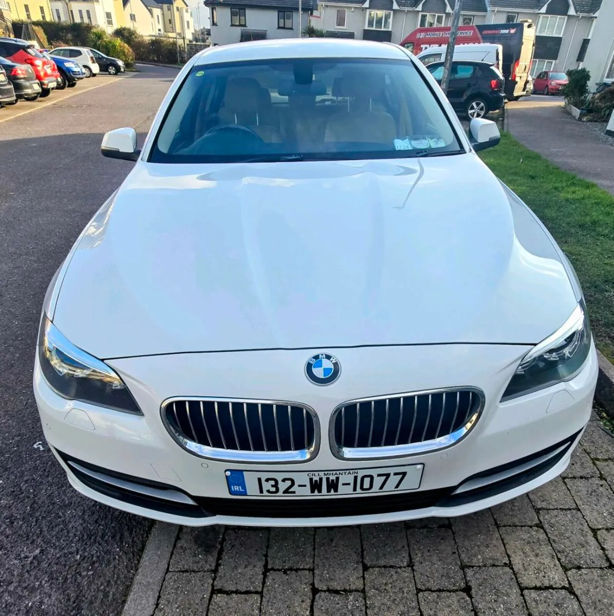 Immaculate Automatic BMW 520d SE F10 Full Leather - Image 3