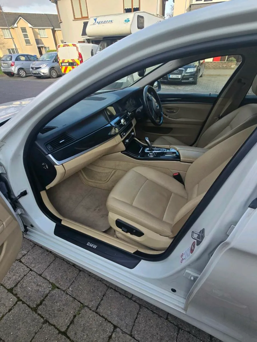 Immaculate Automatic BMW 520d SE F10 Full Leather - Image 4