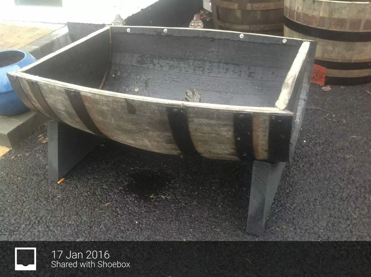 Half oak barrel trough garden planter - Image 4