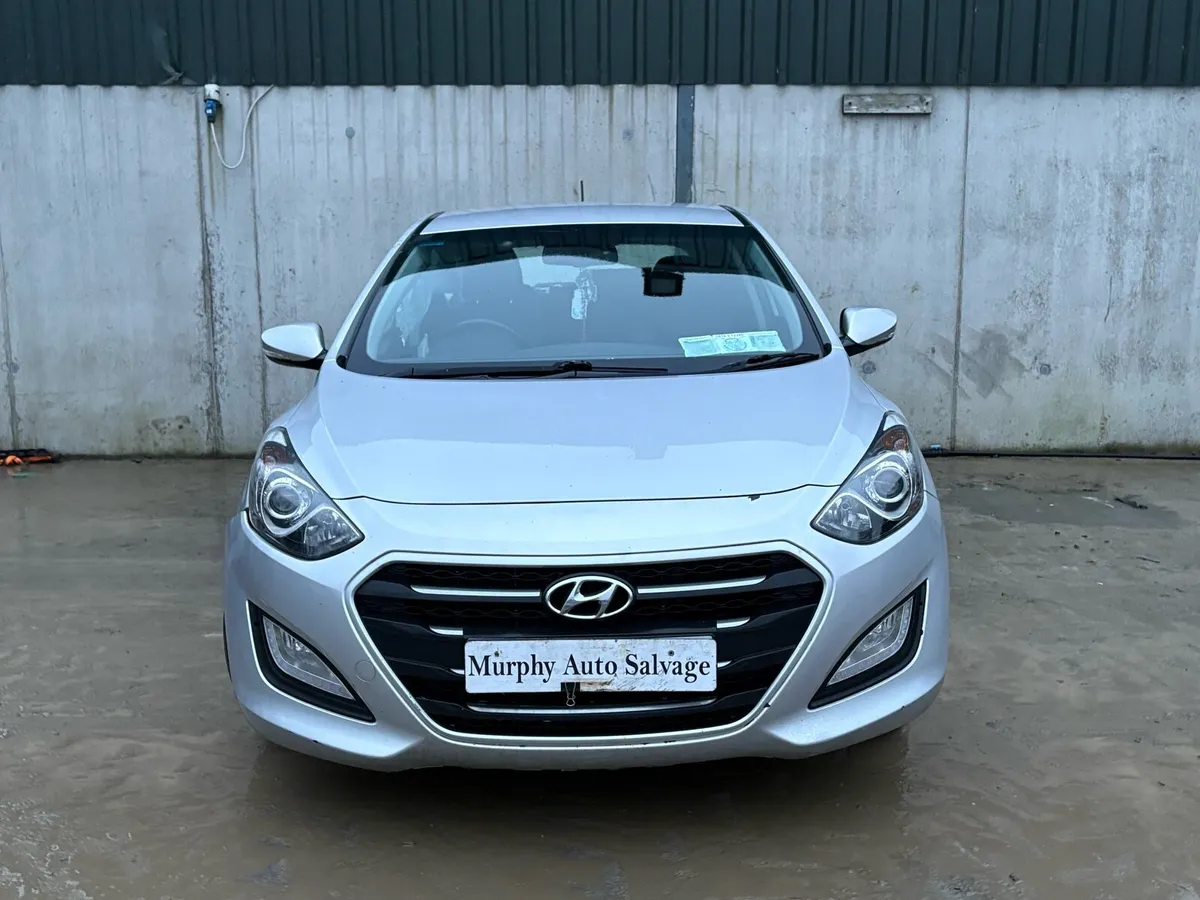 2015 Hyundai i30 parts - Image 1