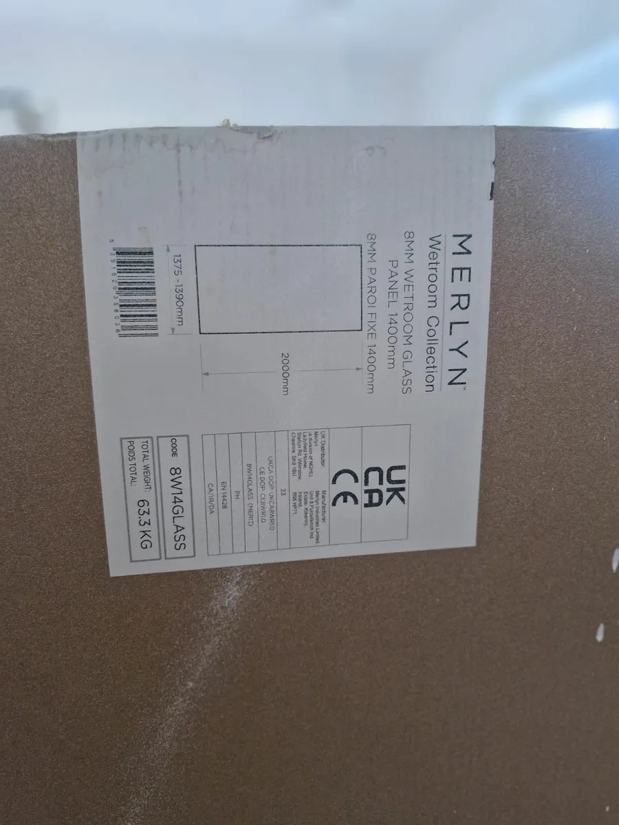 Brand New  8mm wet room panel 1400mmbrushed brass - Image 2