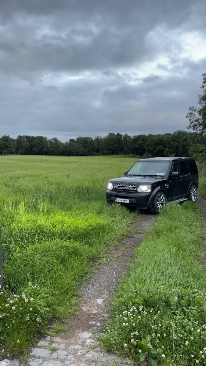 Land Rover discovery 4 - Image 1