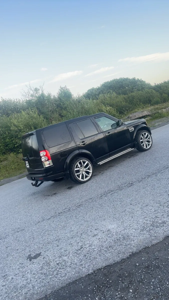 Land Rover discovery 4 - Image 2