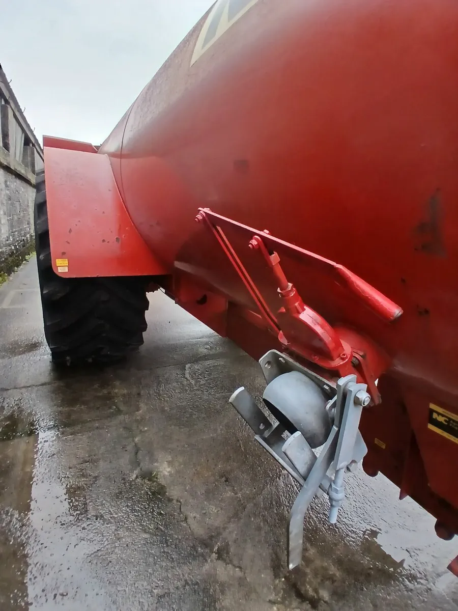 Slurry tanker - Image 2