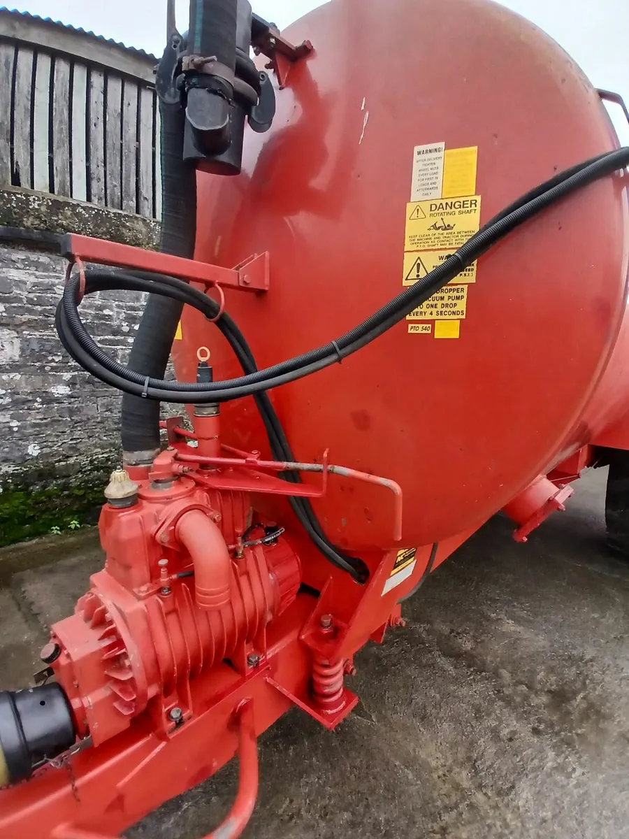 Slurry tanker - Image 3