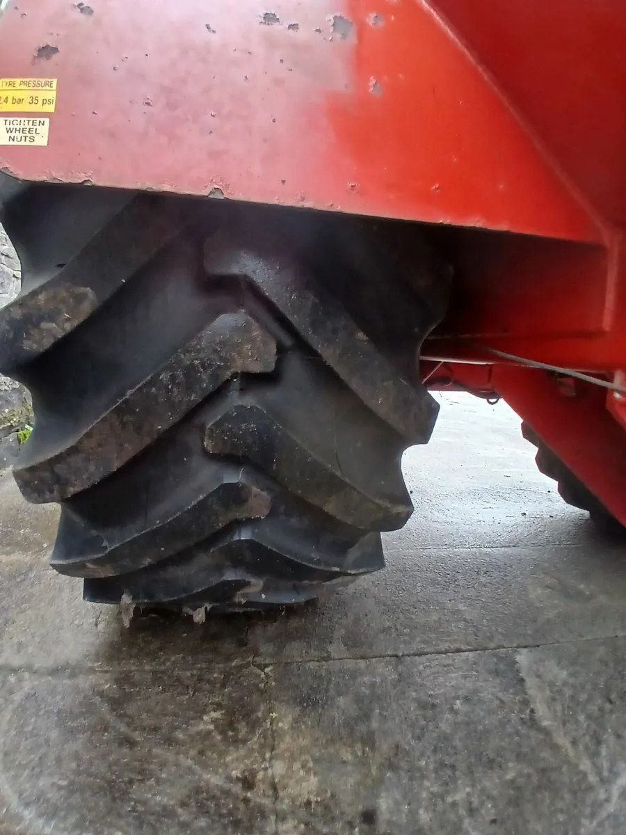 Slurry tanker - Image 4