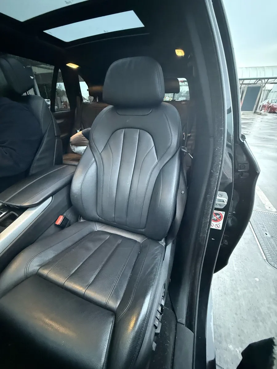 BMW X5 40e msport xdrive - Image 3