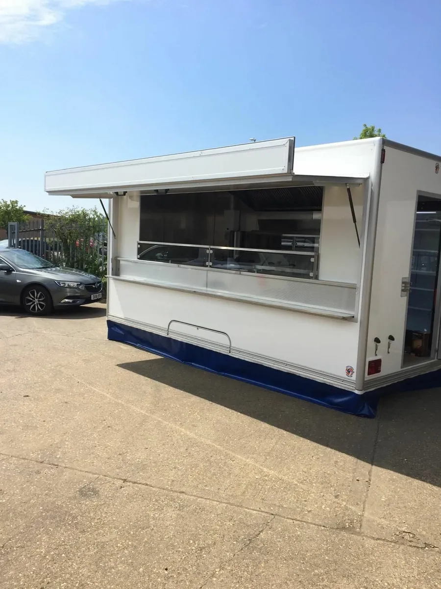 Catering Trailer - Image 1