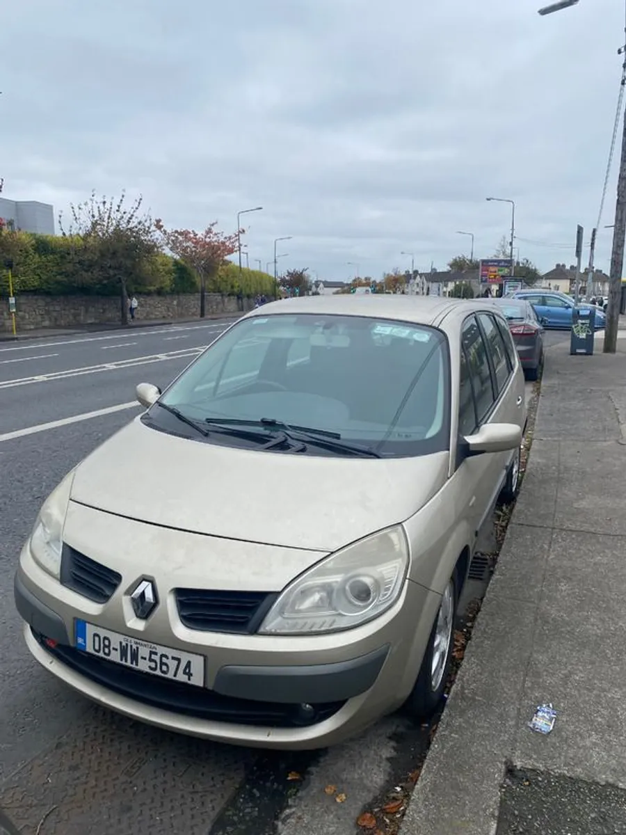 2008 Renault Scenic - Image 1