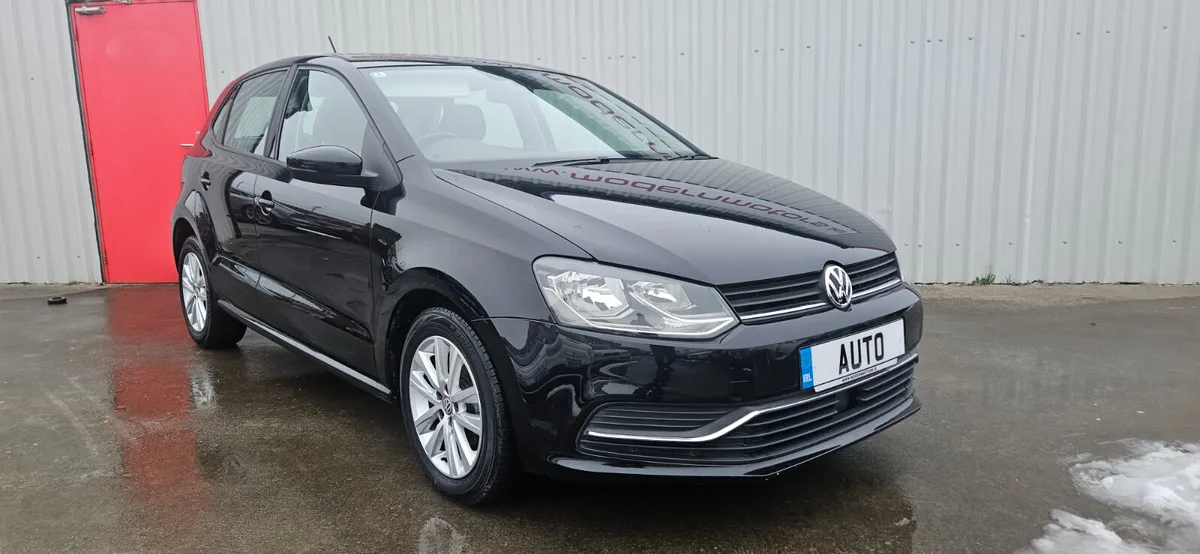 Volkswagen Polo auto 1.2 comfortline dsg low kms - Image 2
