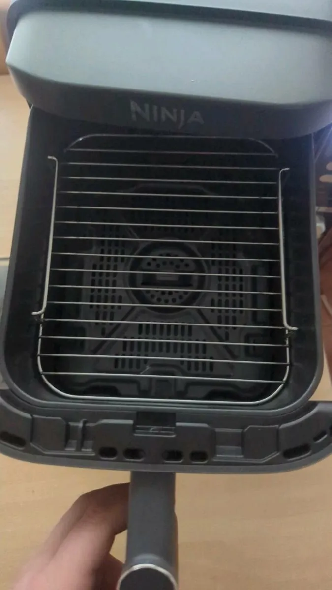 Air fryer - Image 2