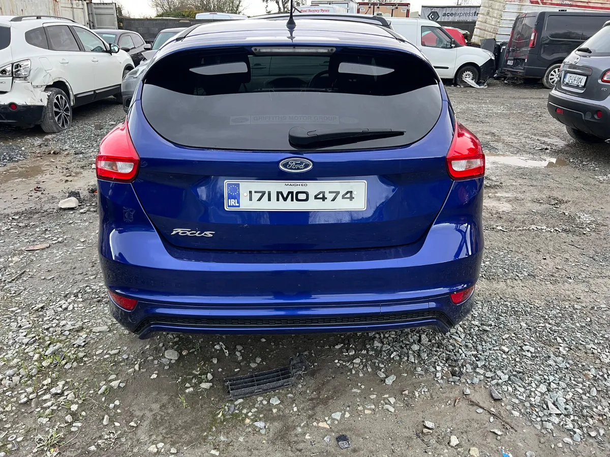2017 Ford Focus ST-Line 1.5 Diesel - Image 3