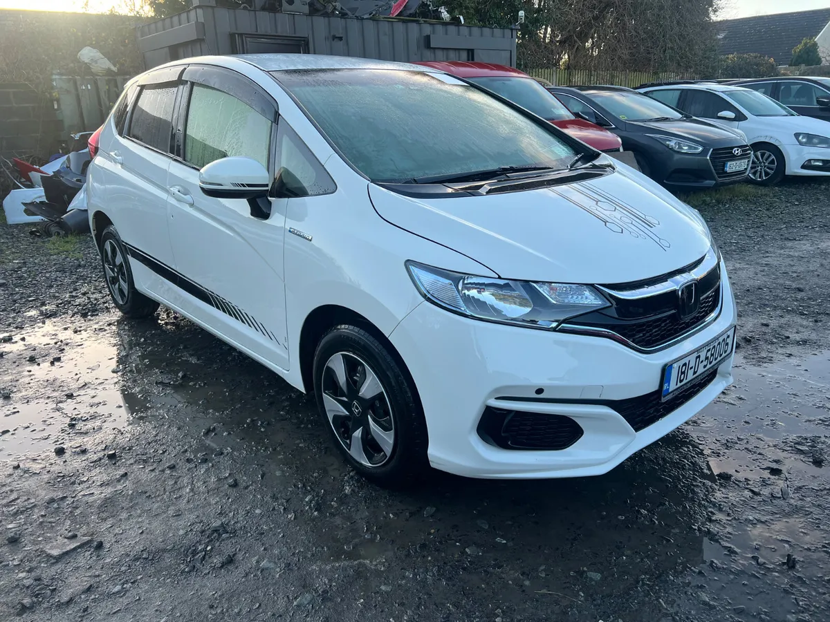 2018 Honda Fit Hybrid only 62 kms engine noisy - Image 1