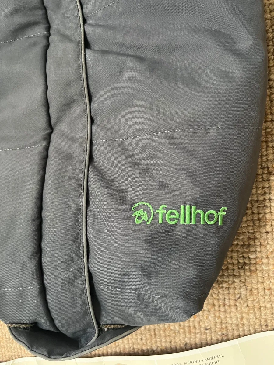 Fellhof Lambskin Footmuff - Image 4