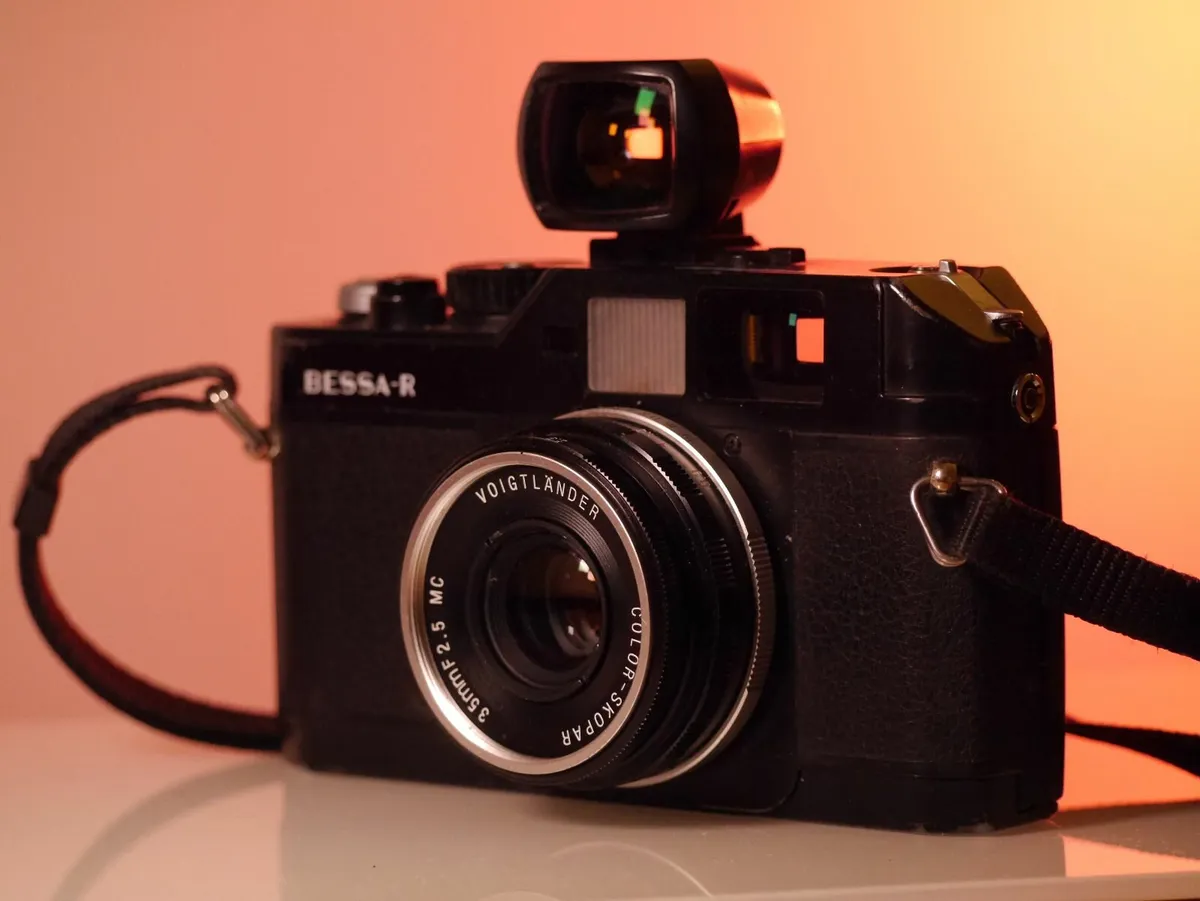 Voigtlander Bessa R - Image 2