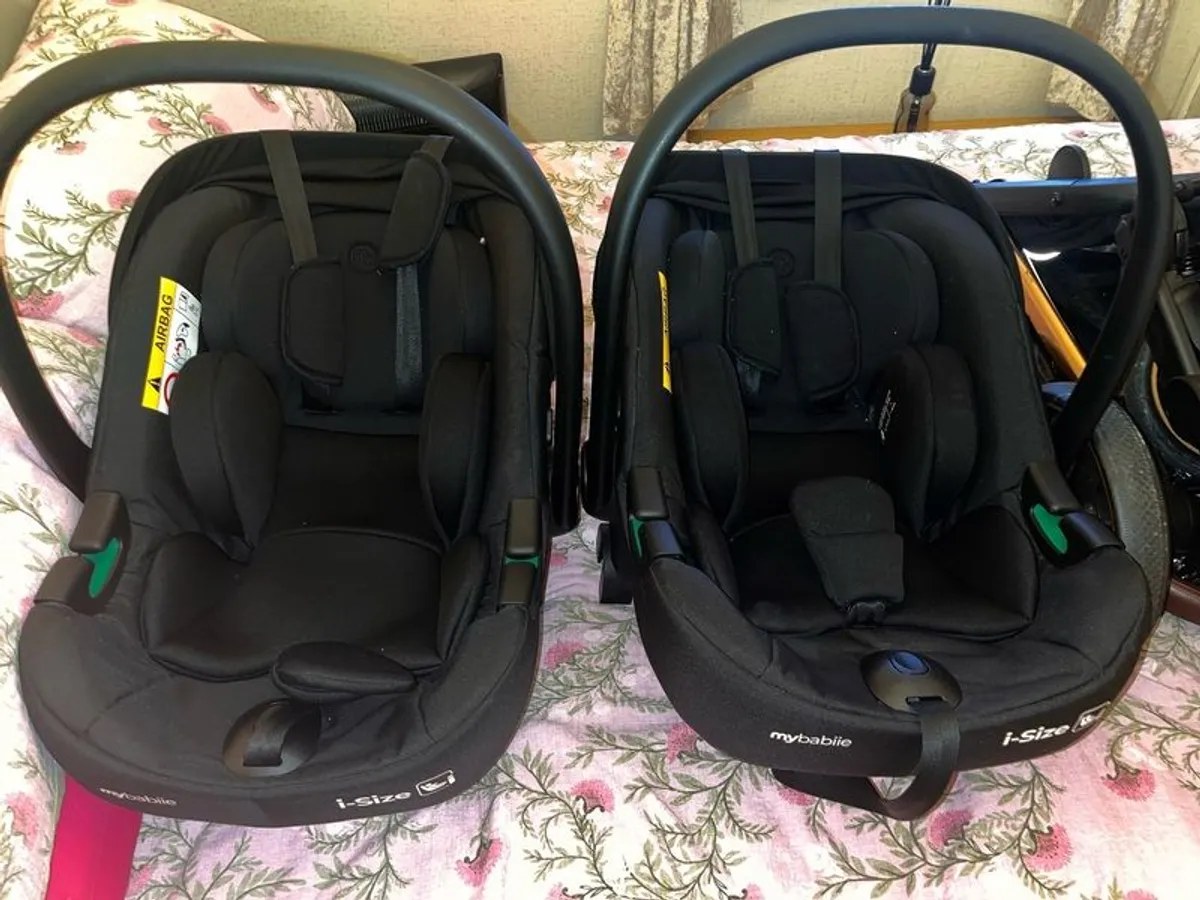Car Seat and isofix Base - Image 4