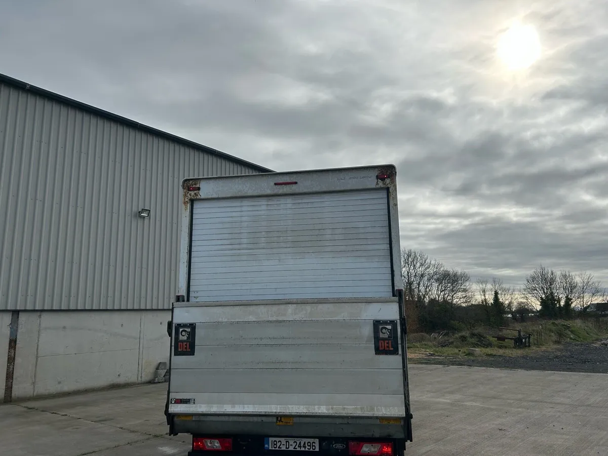 Ford transit luton - Image 3