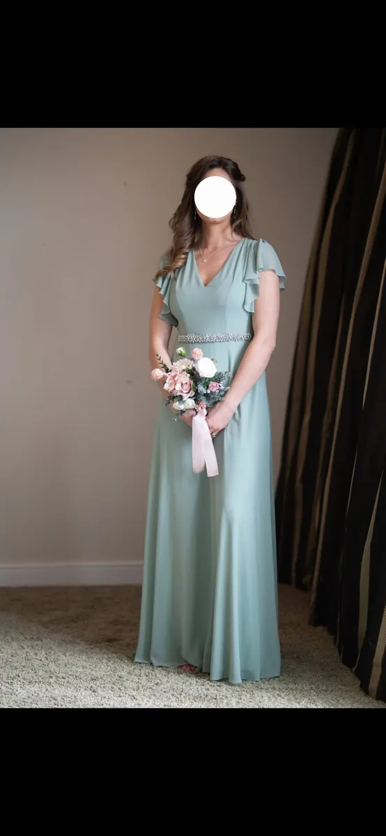 2 x Folkster Bridesmaid dresses (size M & XL) - Image 1