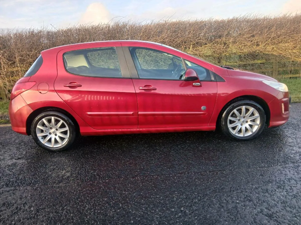 2011 PEUGEOT 308 1.6 HDI VERY LOW MILEAGE - Image 3