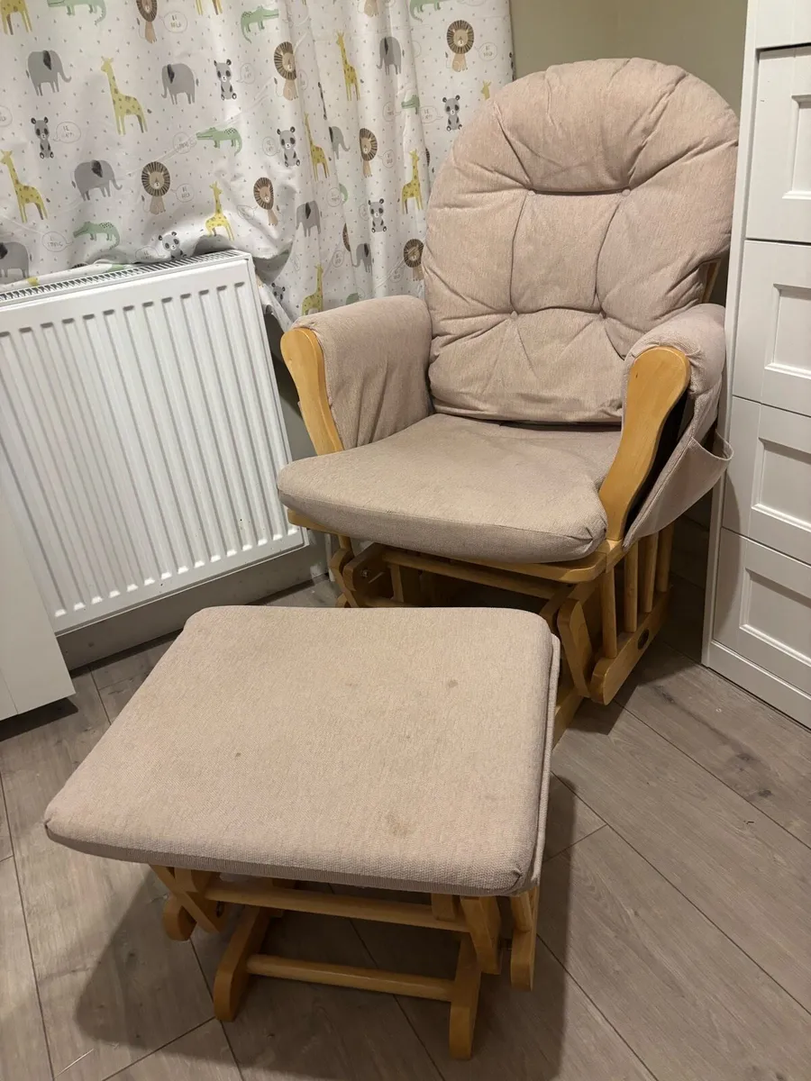 Rocking Chair - Image 3