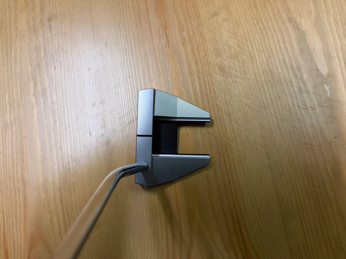 Scotty Cameron Phantom 7 Putter 34 Inches - Image 4