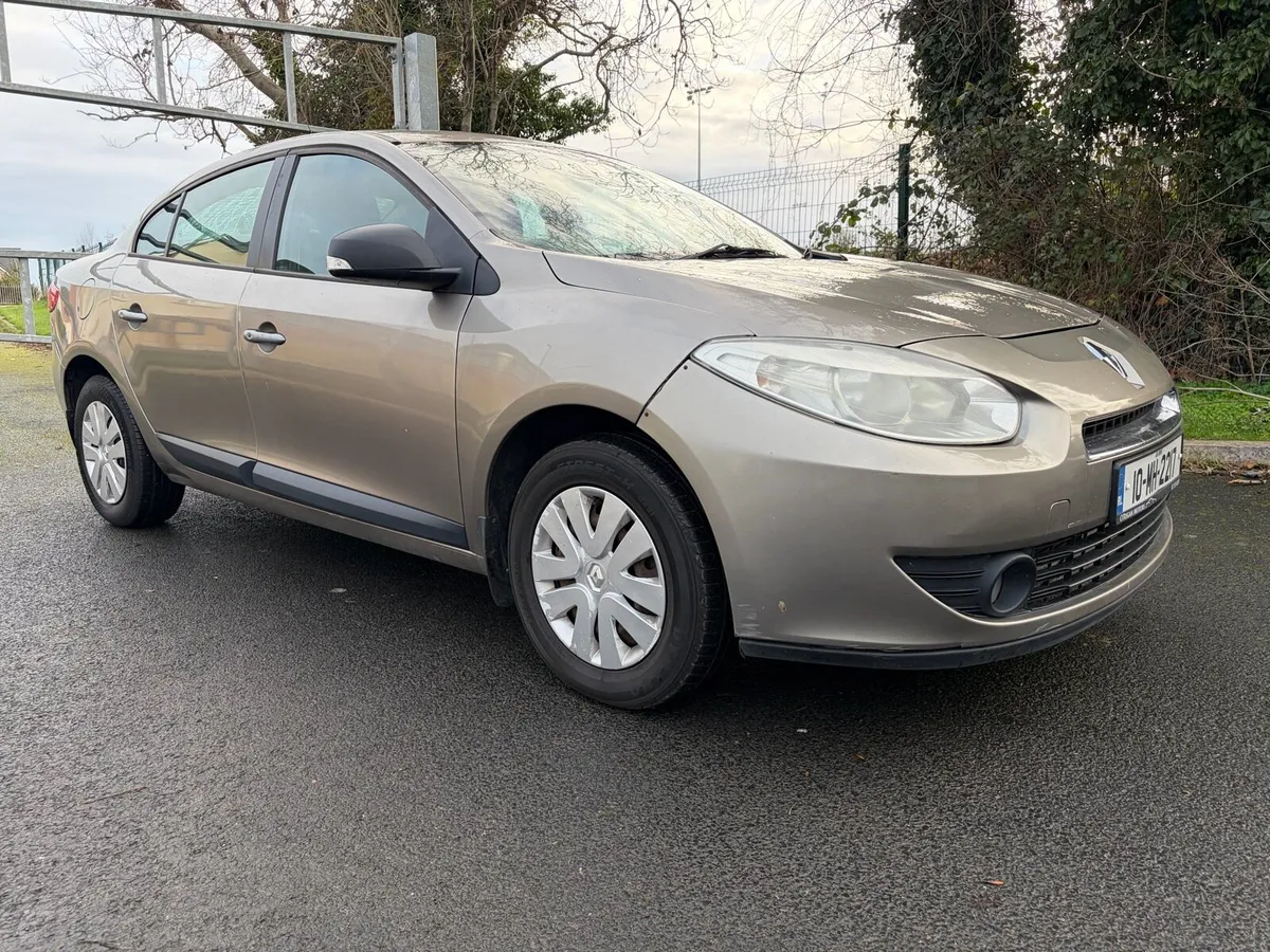 10 RENAULT FLUENCE NCT 08/26 - Image 2
