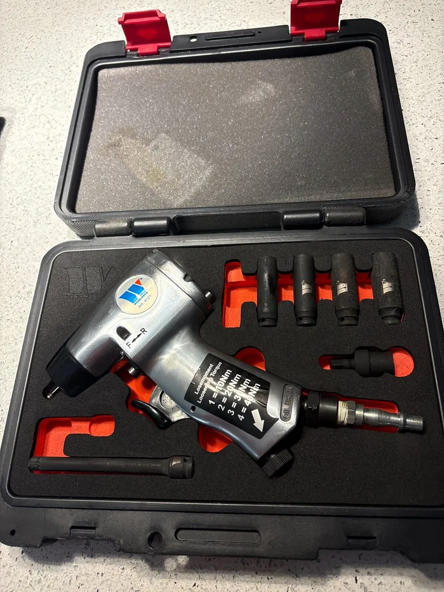 Glow plug air tool removal set - Image 1