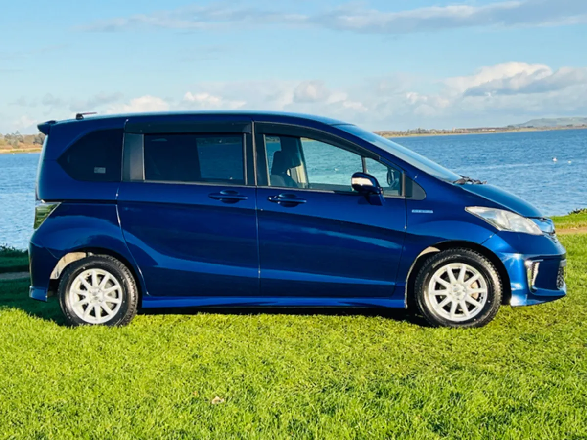 Honda Freed ******* DEPOSIT TAKEN ****** - Image 4