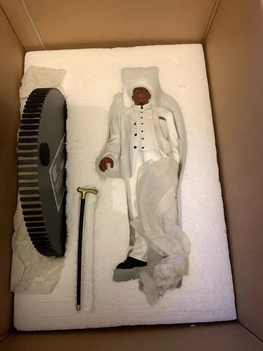 Biggie figure new - Image 2