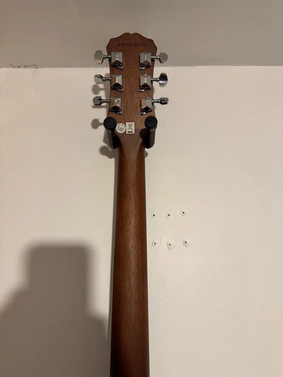 Epiphone les Paul with case - Image 4