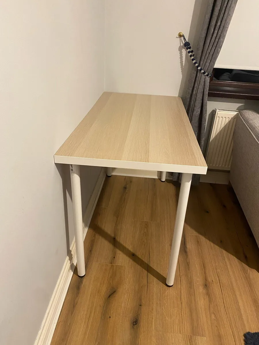 Office desk/table - Image 1