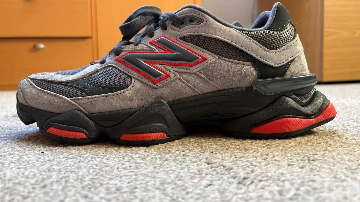 New balance 9060 trainer - Image 2