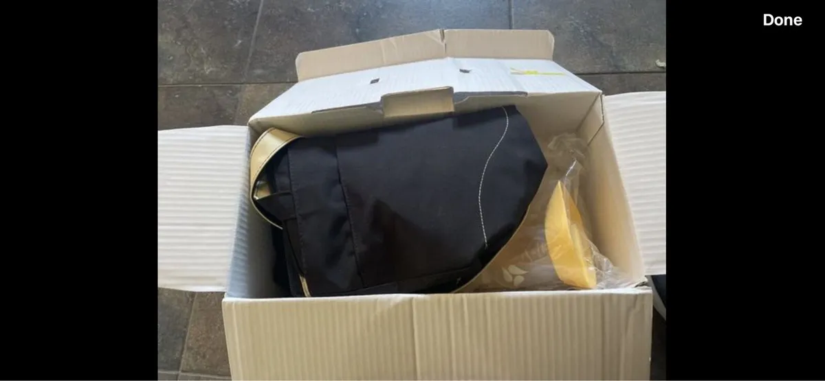 Medela Freestyle Double Electric Breast Pump - Image 2