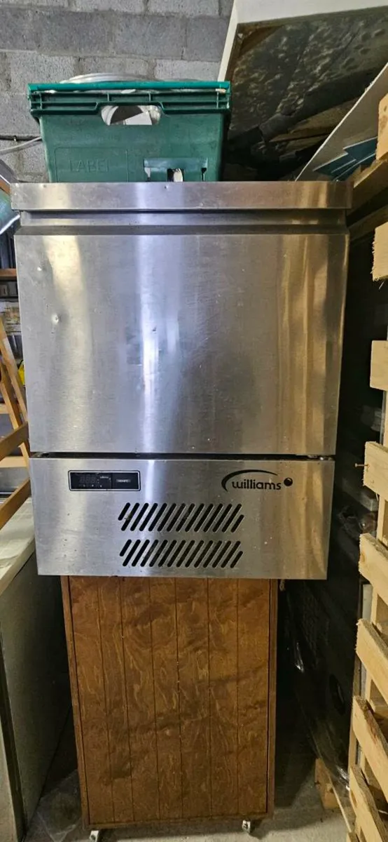 Under counter freezer