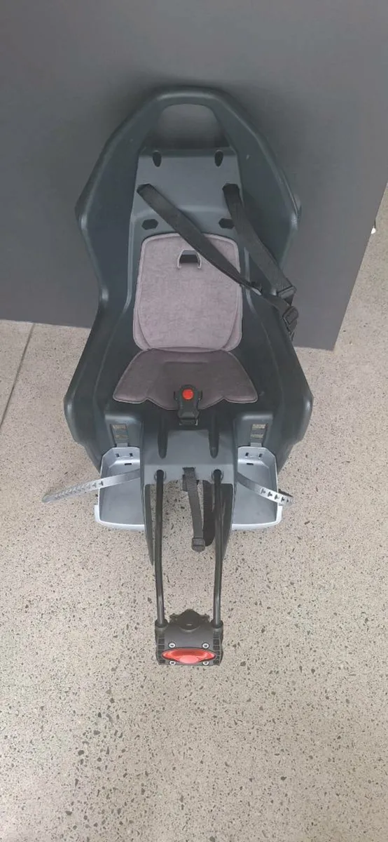 Kids bike seat - Image 1