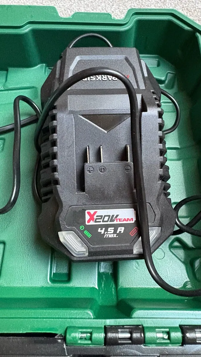 Chainsaw new - Image 3