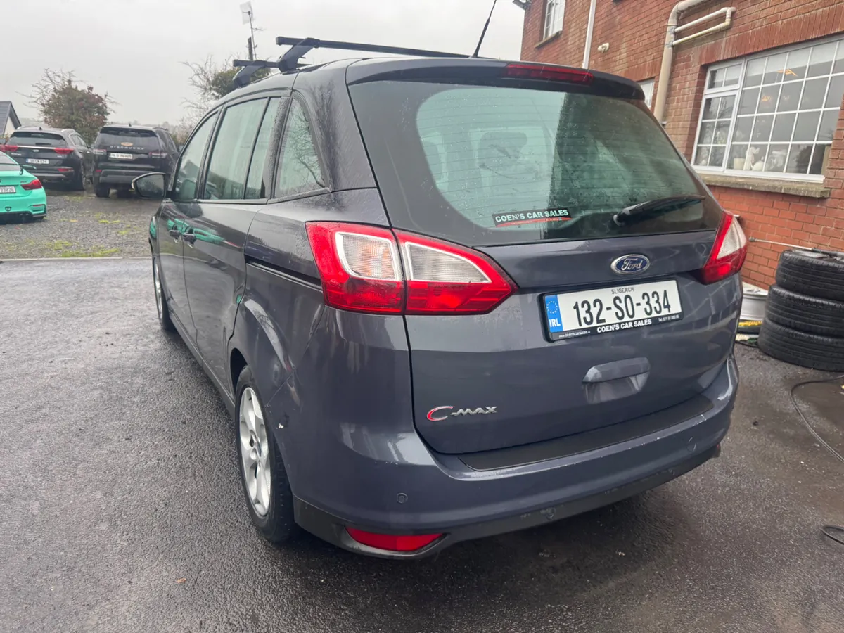 Ford Grand C-Max 2013 - Image 2