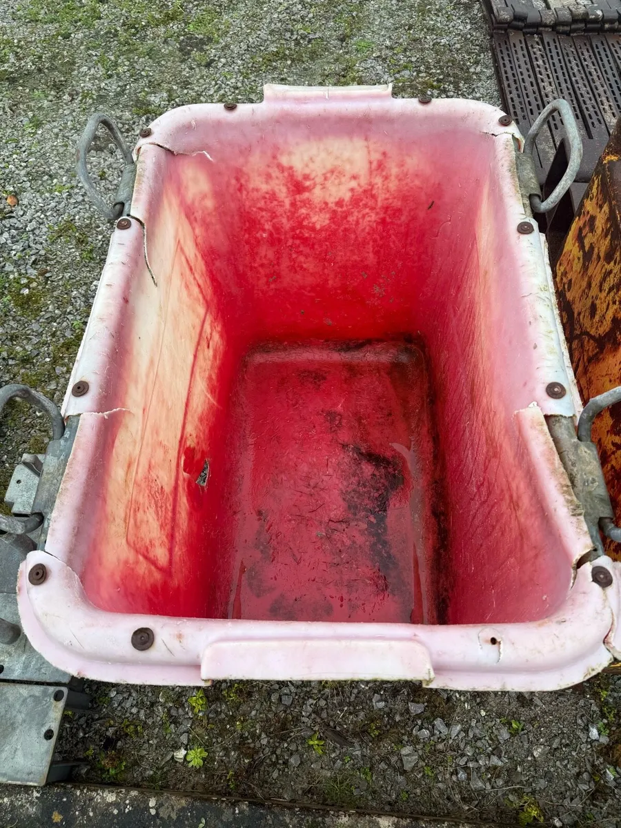 Cement/Mortar Tub - Image 4
