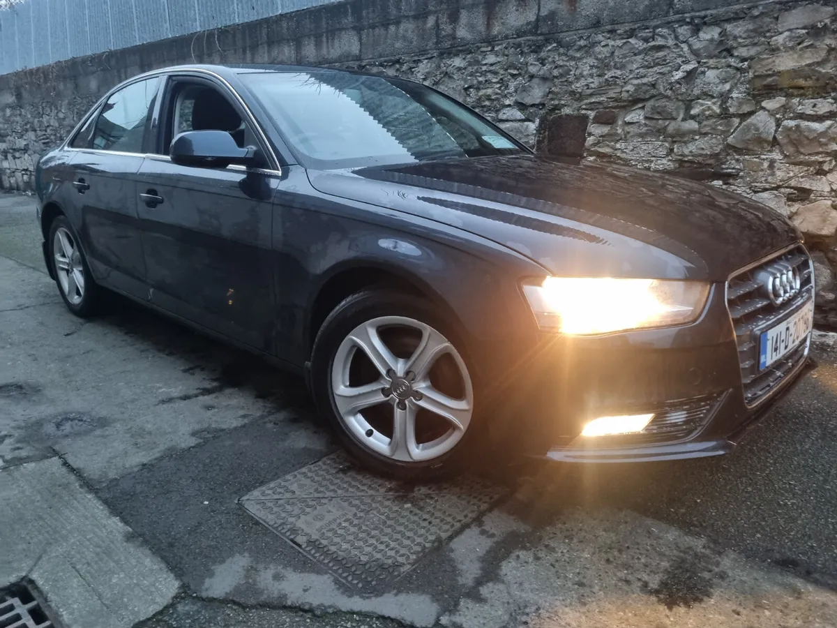 Audi A4 2014 - Image 1