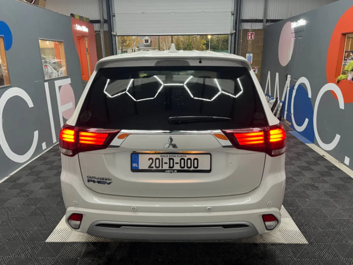 Mitsubishi Outlander €23950! 2020 MITSUBISHI OUTLA - Image 3