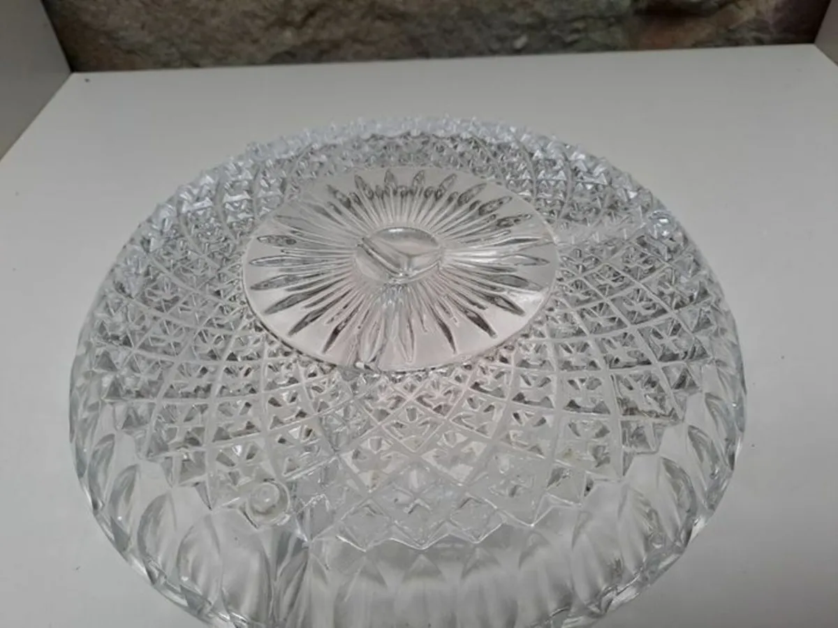 Vintage pressed glass relish dish - Image 2