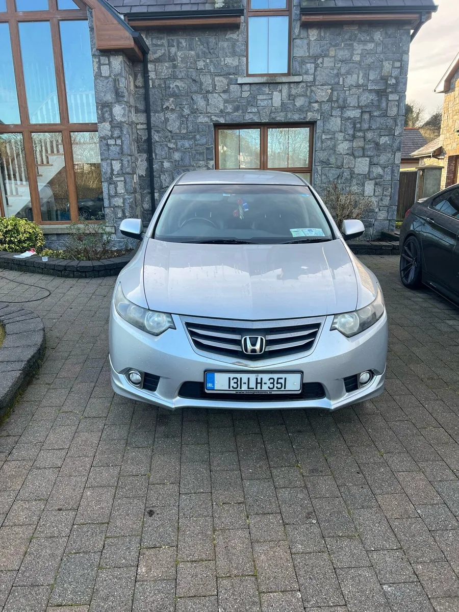 Honda Accord I-DTEC Type S - Image 2