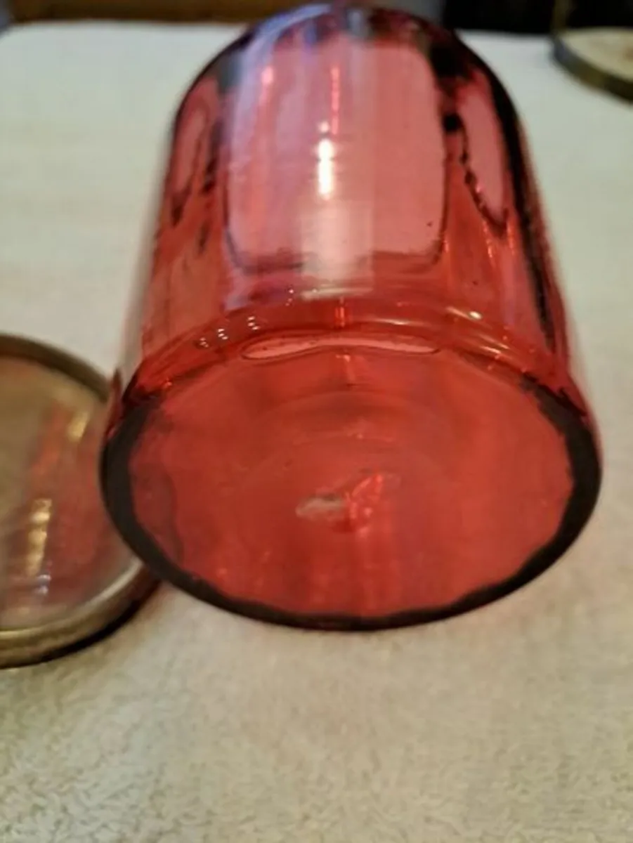 Vintage ruby glass jar and silver lid - Image 2