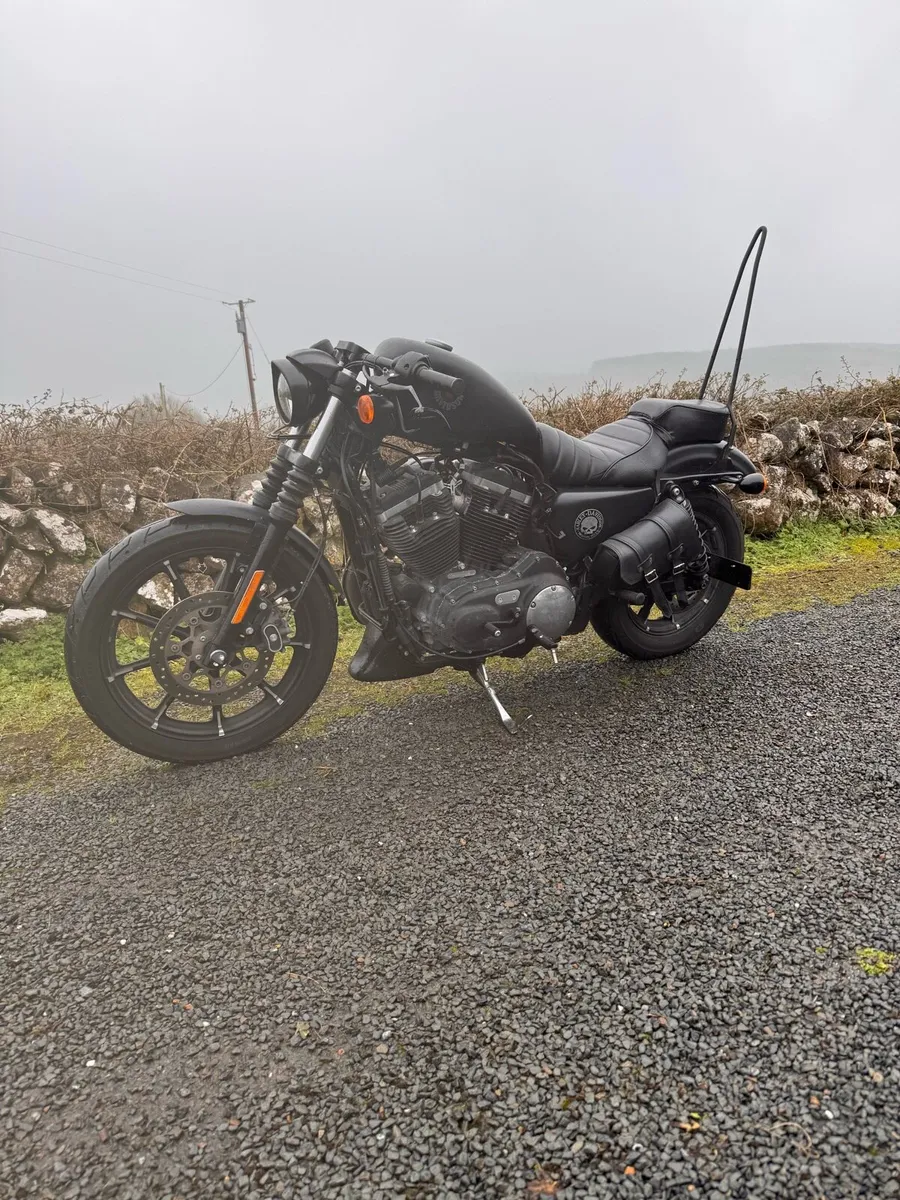 Harley Davidson iron 883 - Image 1