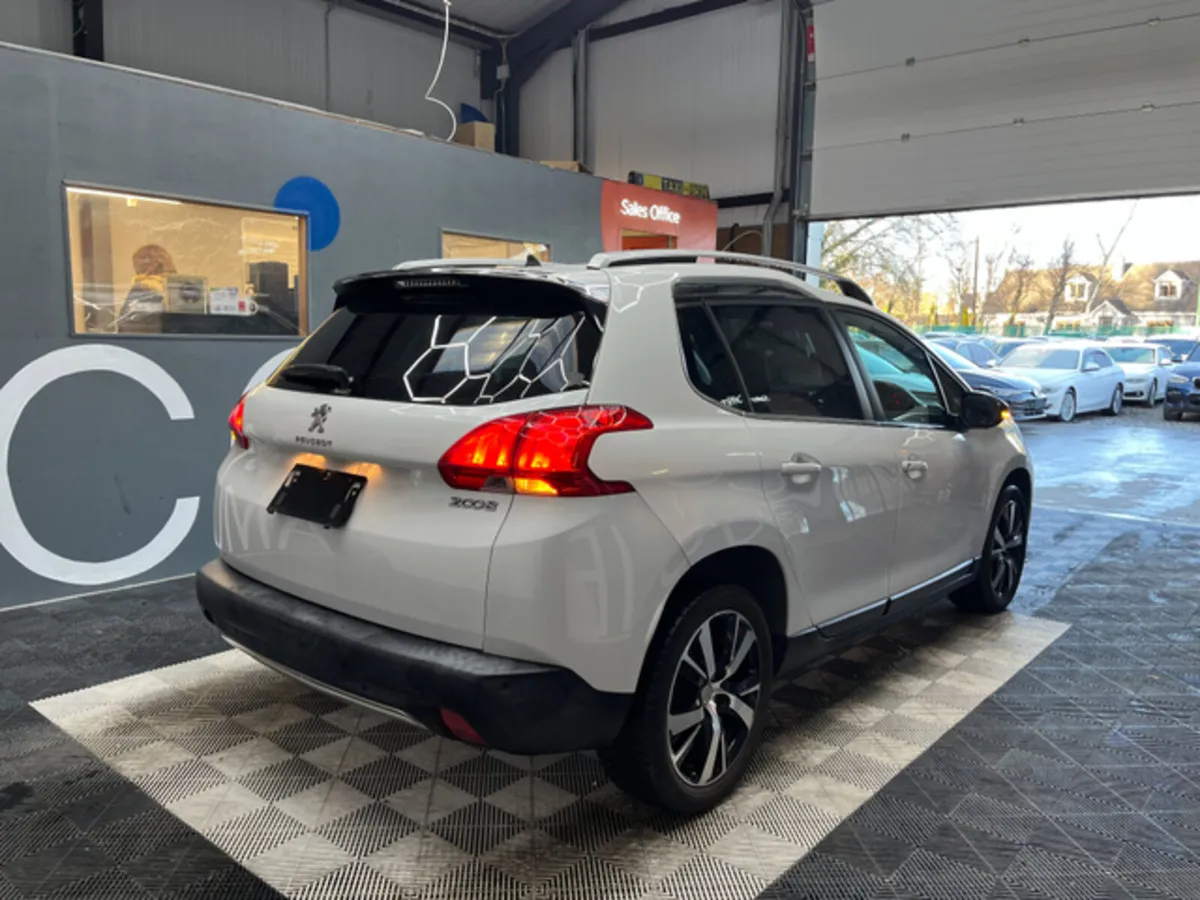 Peugeot 2008 2016 PEUGEOT 2008 AUTOMATIC 4 CROSS C - Image 2