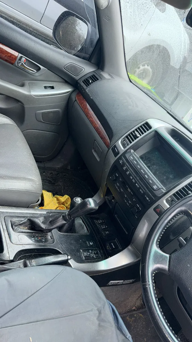 Toyota Land Cruiser 2006 - Image 4