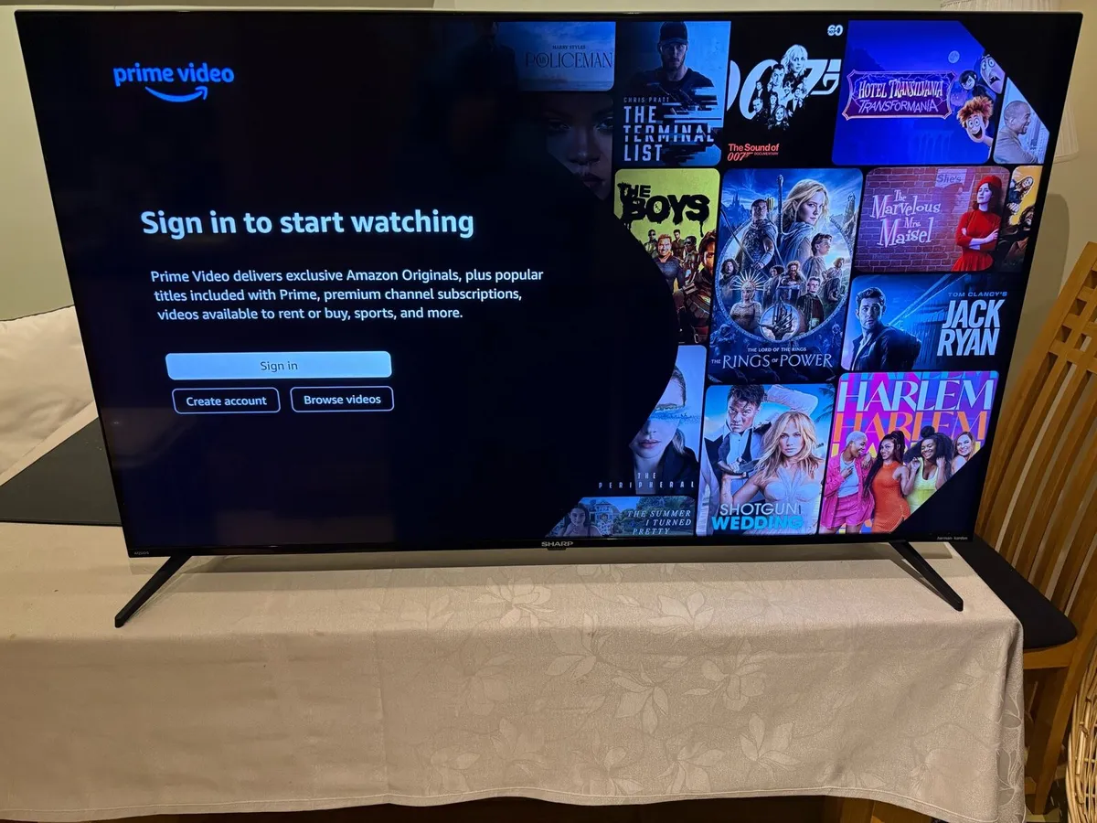 50 Inch Smart Tv - Image 3