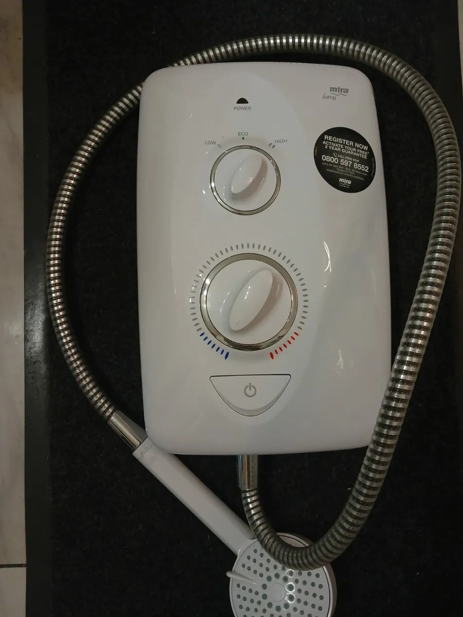 Electric shower - Image 1